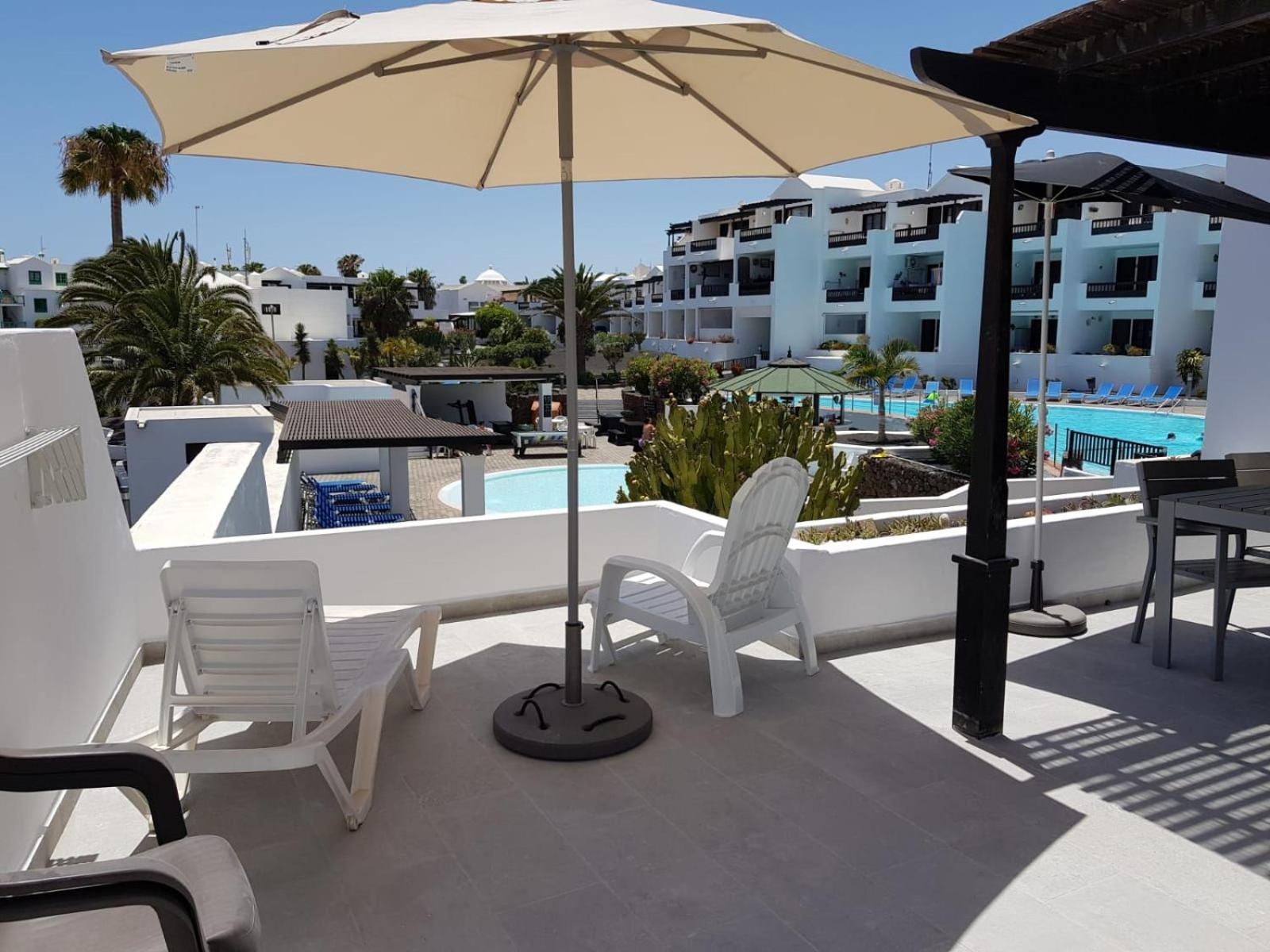 Apartamento Playa Bastián 2 habs, 2 baños y súper terraza Costa Teguise Exterior foto